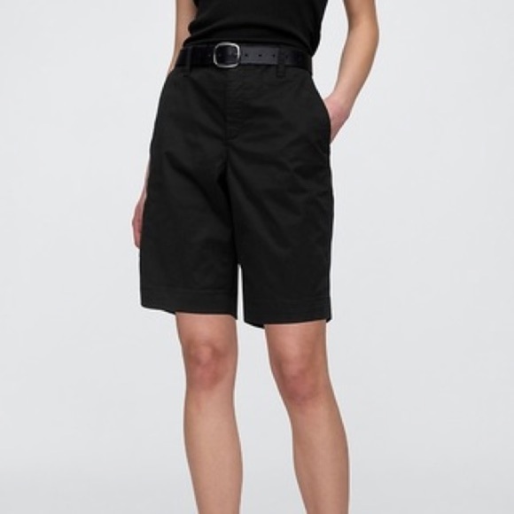 GAP Black Twill Downtown City Shorts Cuffs 11” Inseam Flat Front Belt Loops Sz 6 - Picture 1 of 12